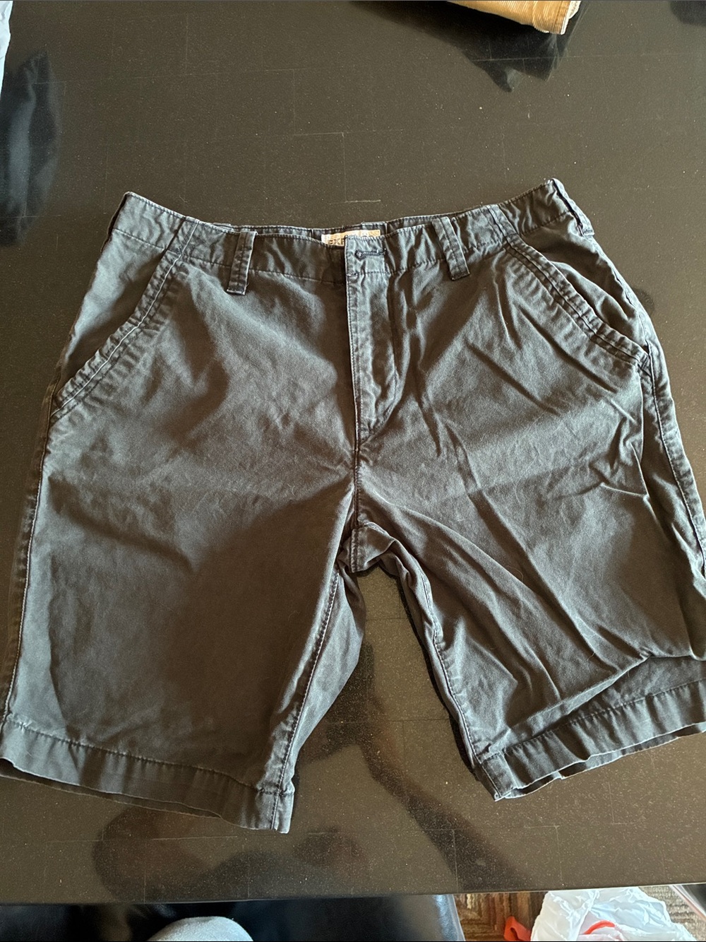 Men's Express Casual Gray Cotton Shorts - sz 32.   MA